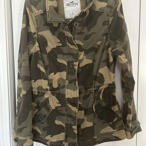 Hollister green camouflage camo jacket military Utility Lightweight Zip Button